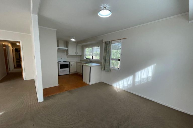 Photo of property in 2/37 Stredwick Drive, Torbay, Auckland, 0630