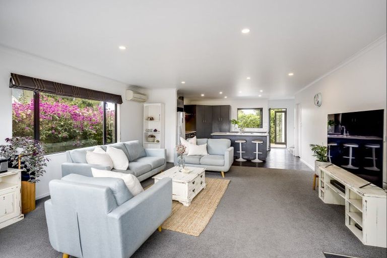 Photo of property in 23a Avondale Road, Taradale, Napier, 4112