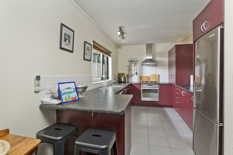 Photo of property in 2/43 Flaxdale Street, Birkdale, Auckland, 0626