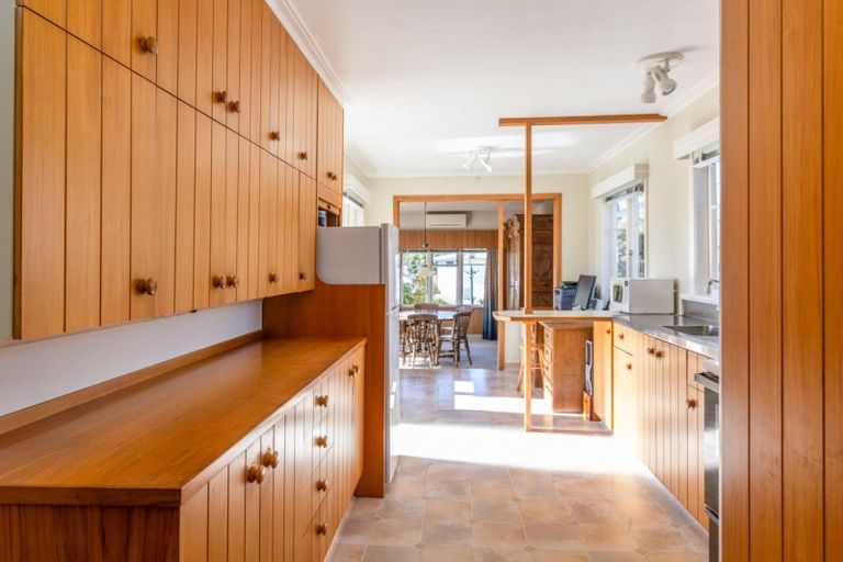 Photo of property in 32 Margaret Avenue, Havelock North, 4130