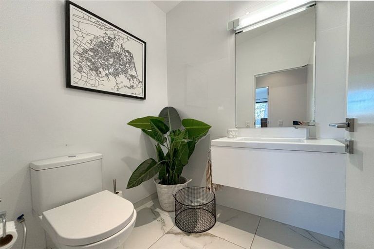 Photo of property in 1/16 Strowan Road, Strowan, Christchurch, 8052