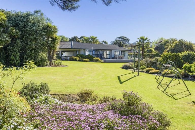 Photo of property in 5 Freshfields Road, Waimauku, 0812