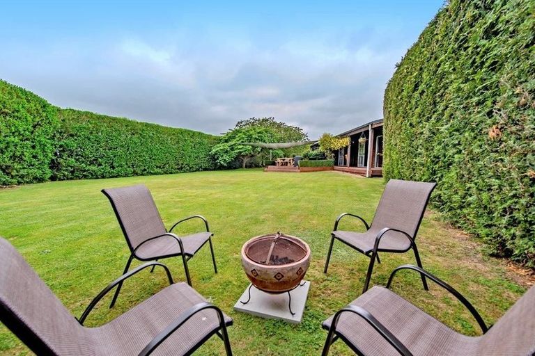 Photo of property in 1004 Leeston Dunsandel Road, Leeston, 7682