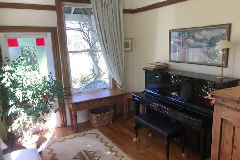 Photo of property in 97 Kuratawhiti Street, Greytown, 5794