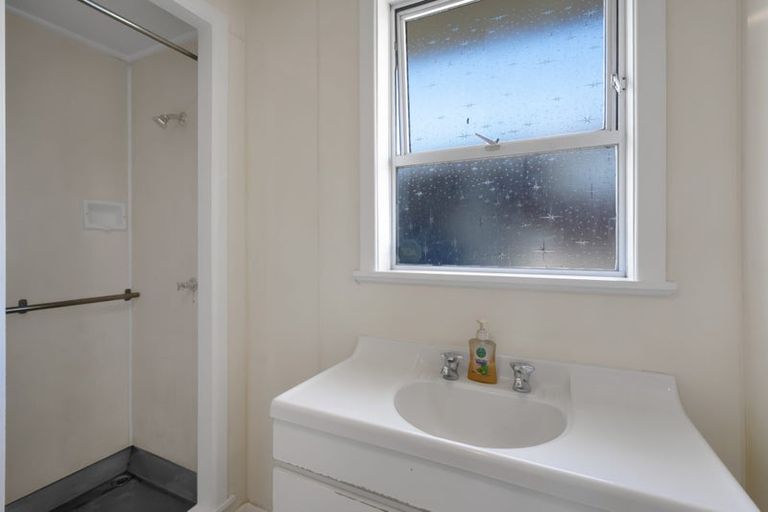 Photo of property in 2/22 Hua Street, Bell Block, New Plymouth, 4312