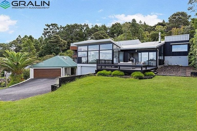 Photo of property in 52 Takahe Road, Titirangi, Auckland, 0604