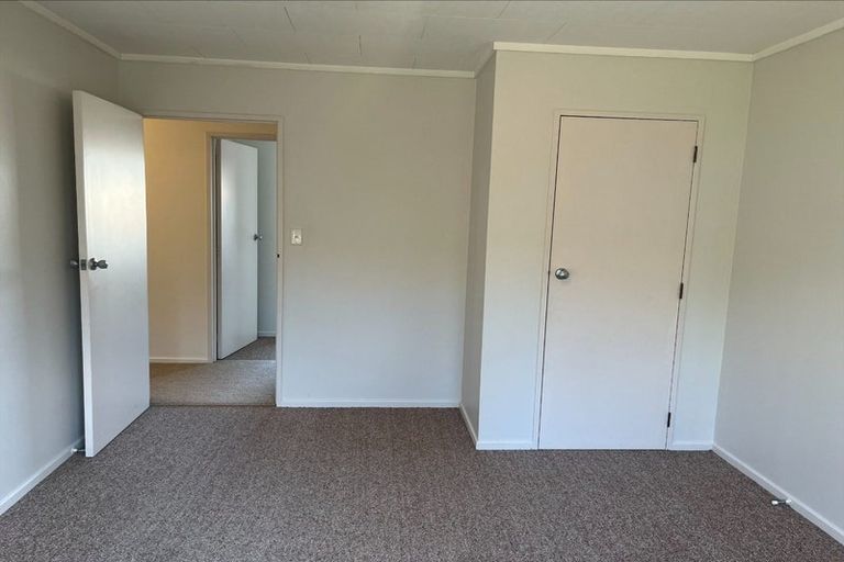 Photo of property in 2 Winslow Place, Levin, 5510