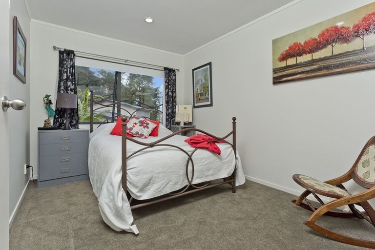 Photo of property in 79h Rangatira Road, Beach Haven, Auckland, 0626