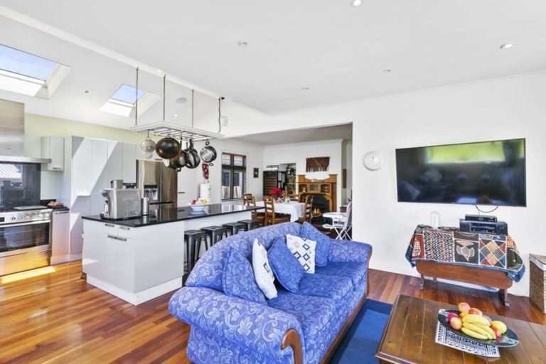 Photo of property in 3 Haumia Street, Johnsonville, Wellington, 6037