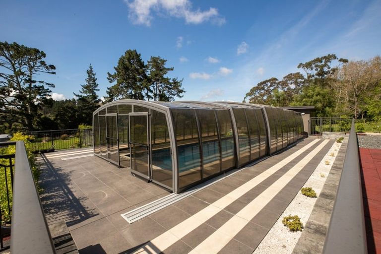 Photo of property in 236 Whitford Road, Shamrock Park, Howick, 2571