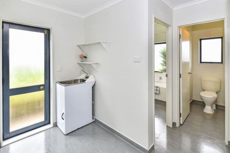 Photo of property in 60a Arimu Road, Papakura, 2110