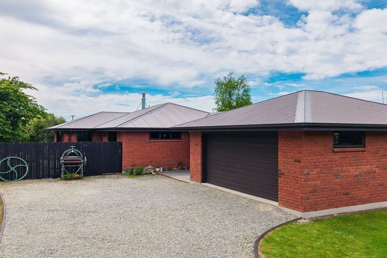 Photo of property in 18 Maclean Street, Glenavy, Waimate, 7980