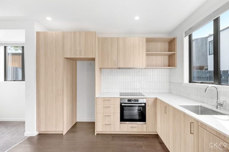 Photo of property in 11/323 Riverside Drive, Waterloo, Lower Hutt, 5011