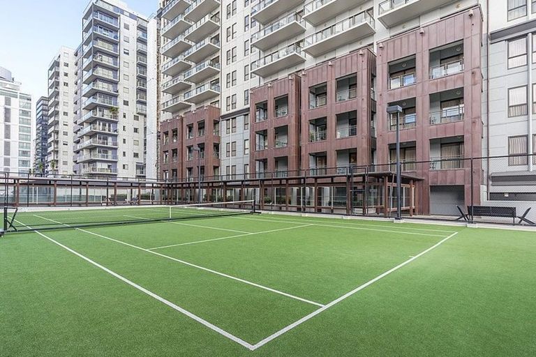 Photo of property in The Heritage Hotel Apartments, 608/35 Hobson Street, Auckland Central, Auckland, 1010