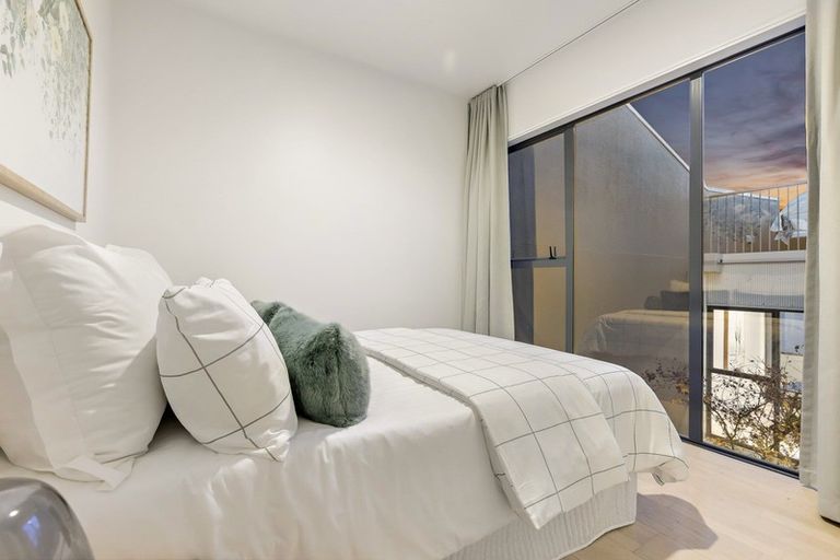 Photo of property in 82 Fisher-point Drive, Auckland Central, Auckland, 1010