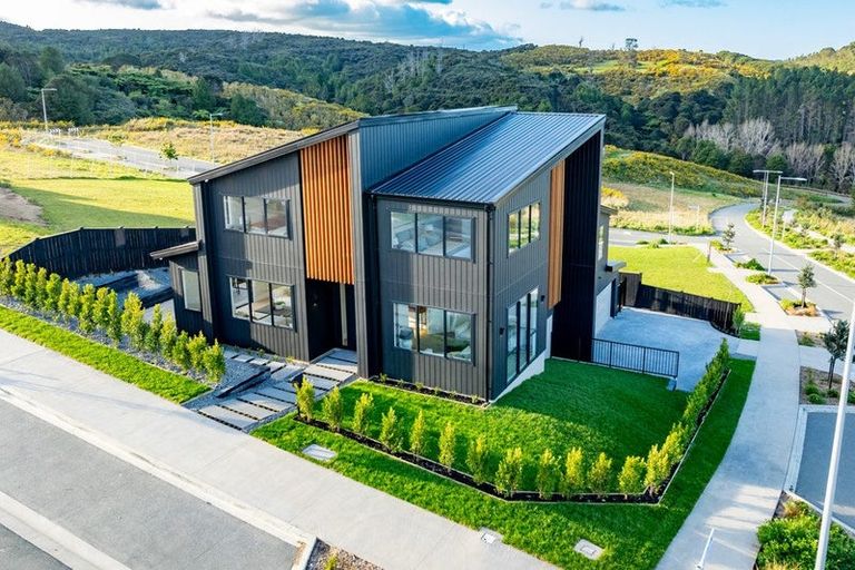 Photo of property in 20 Kikorangi Drive, Wainui, 0992