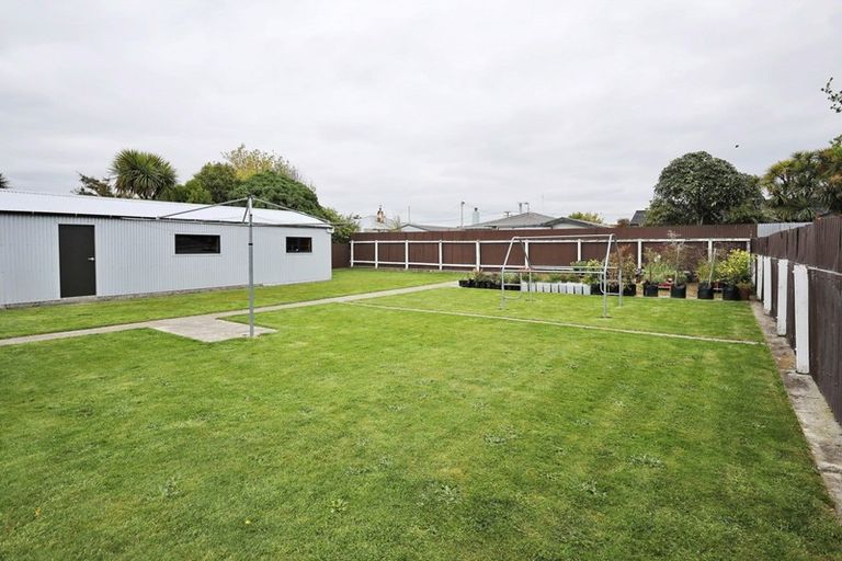 Photo of property in 57 Renfrew Street, Waikiwi, Invercargill, 9810