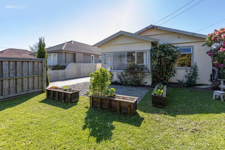 Photo of property in 1/70 Sylvan Street, Hillmorton, Christchurch, 8024