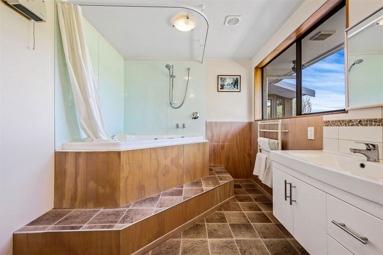 Photo of property in 27 Foothills Road, Okuku, Rangiora, 7473