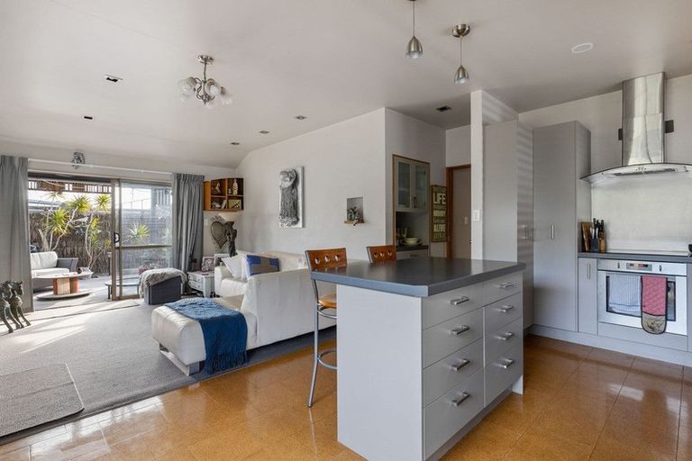 Photo of property in 25a Waitui Grove, Mount Maunganui, 3116