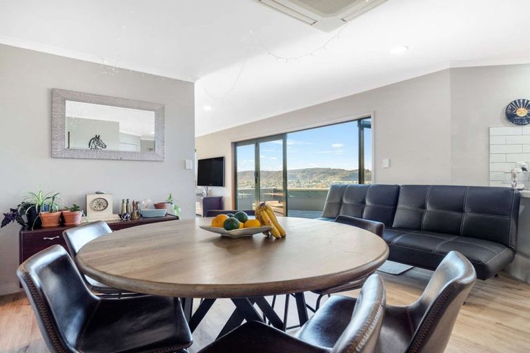 Photo of property in 111 Pacific View Drive, Whangamata, 3620