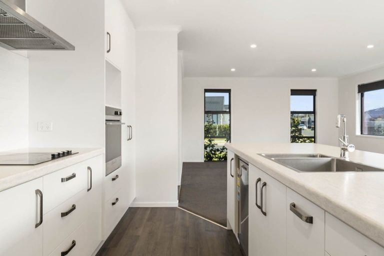 Photo of property in 66 Te Wharo Drive, Papamoa, 3118