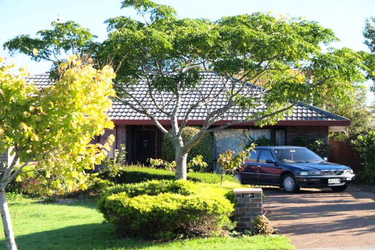 Photo of property in 3 Millhouse Drive, Northpark, Auckland, 2013