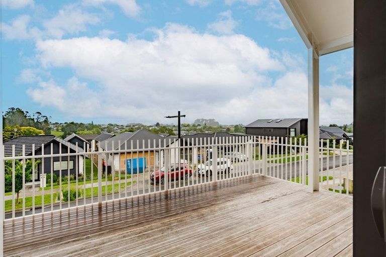 Photo of property in 9 Celeste Terrace, Peacocke, 3206