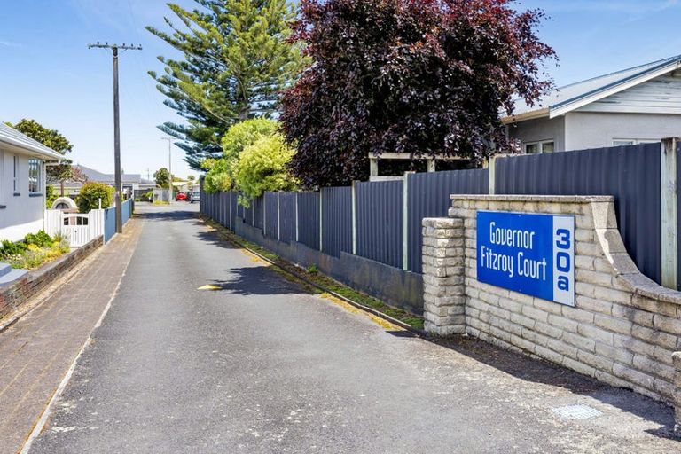 Photo of property in 30a Sackville Street, Fitzroy, New Plymouth, 4312