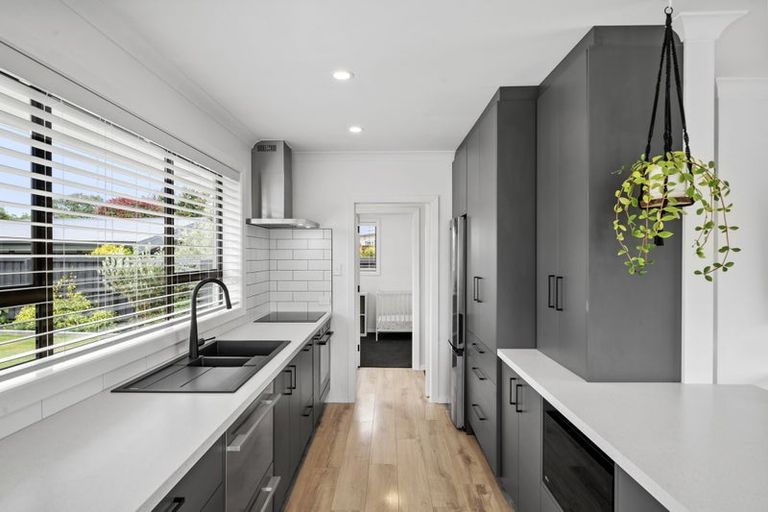 Photo of property in 88 Cotswold Avenue, Bishopdale, Christchurch, 8053