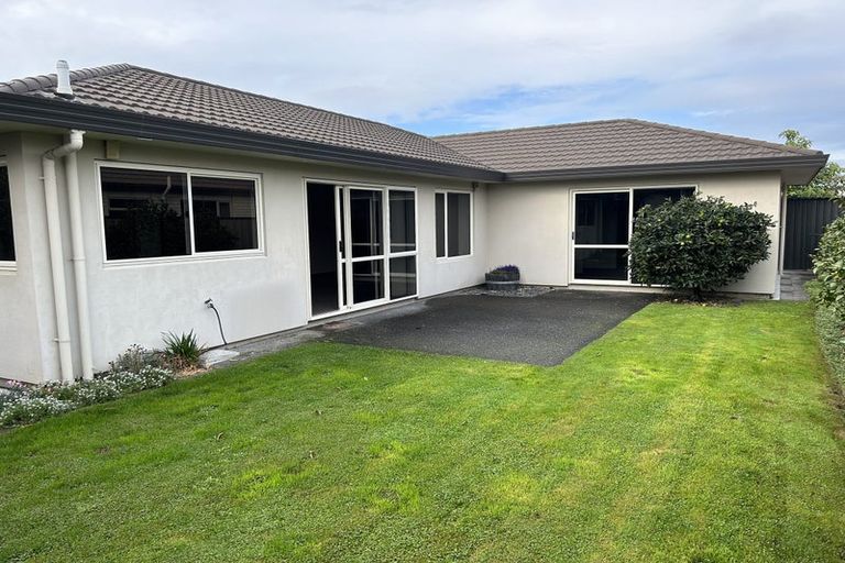 Photo of property in 18 Blythfield Place, Taradale, Napier, 4112