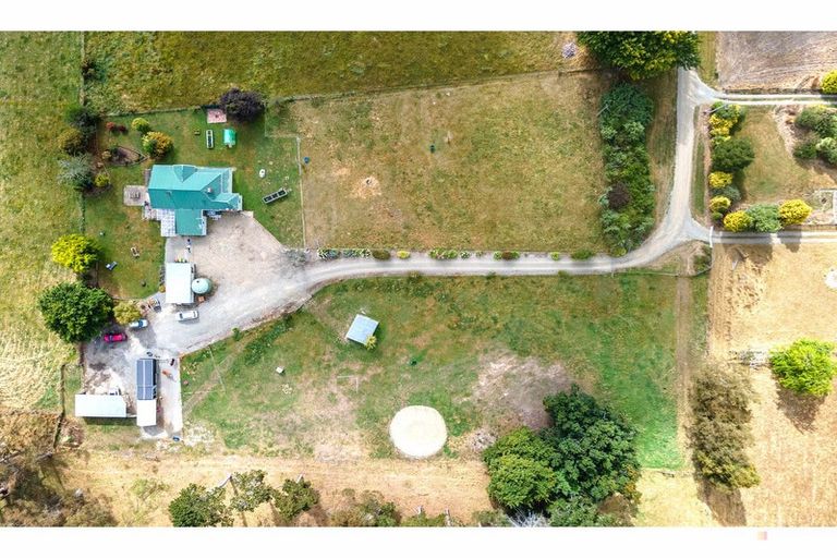 Photo of property in 92 Studholme Settlement Road, Waimate, 7979