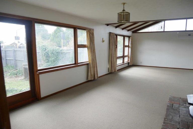 Photo of property in 75 Maidstone Road, Ilam, Christchurch, 8041