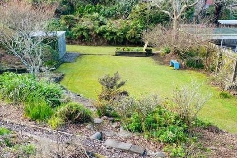 Photo of property in 14 Shaldon Crescent, Blagdon, New Plymouth, 4310