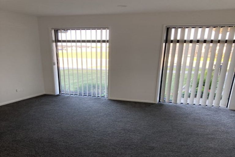 Photo of property in 1 Merino Crescent, Amberley, 7410