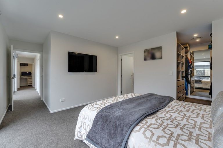 Photo of property in 69 Jack Hanley Drive, Jacks Point, Queenstown, 9371