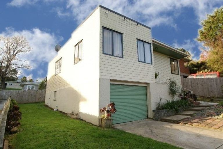Photo of property in 44 Margate Road, Blockhouse Bay, Auckland, 0600