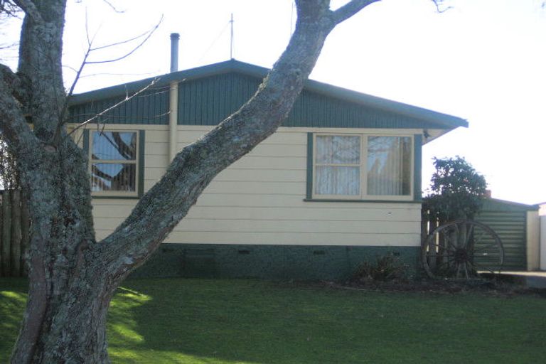 Photo of property in 11 Challinor Street, Pukete, Hamilton, 3200