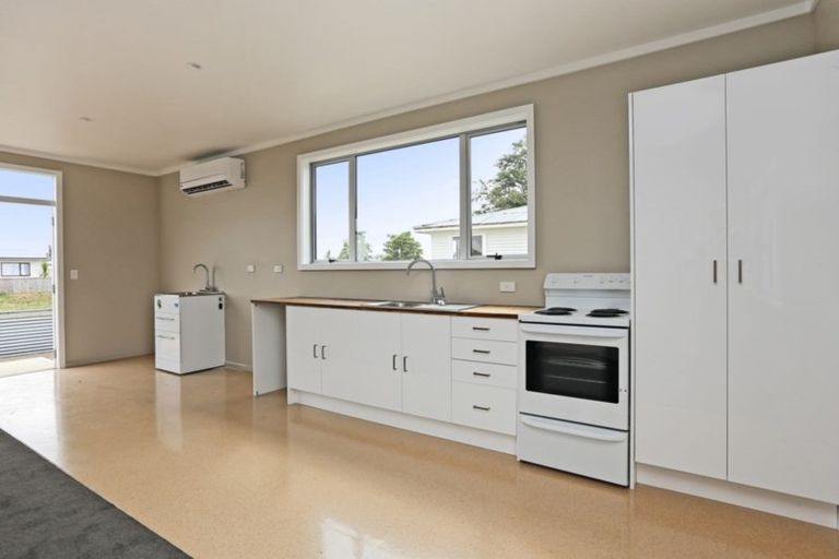 Photo of property in 335 Flaxmere Avenue, Flaxmere, Hastings, 4120