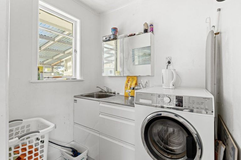 Photo of property in 11 Flower Street, Bulls, 4818