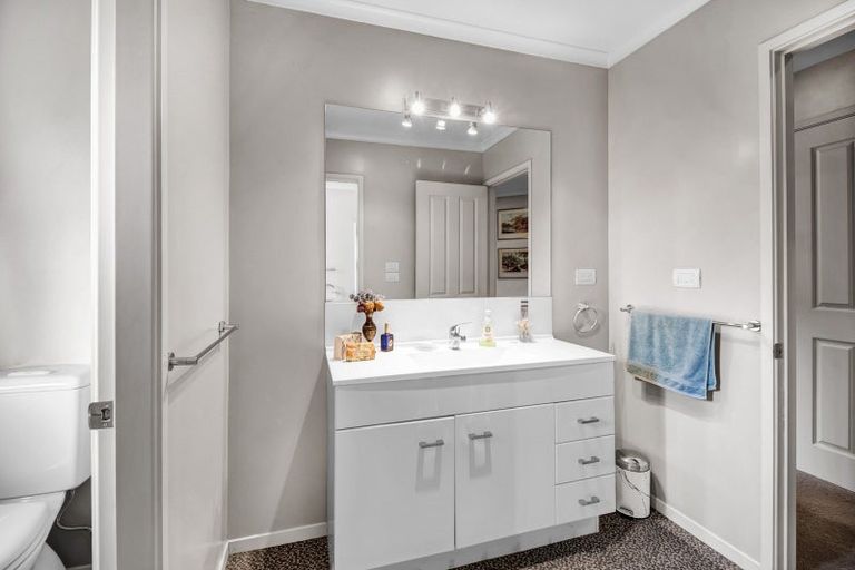 Photo of property in 325a Awai Road, Tarurutangi, New Plymouth, 4372