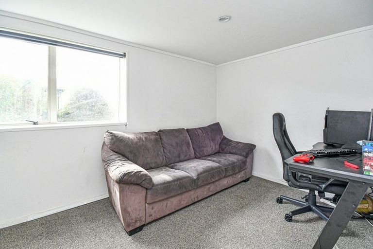 Photo of property in 15 Lowburn Place, Clover Park, Auckland, 2019