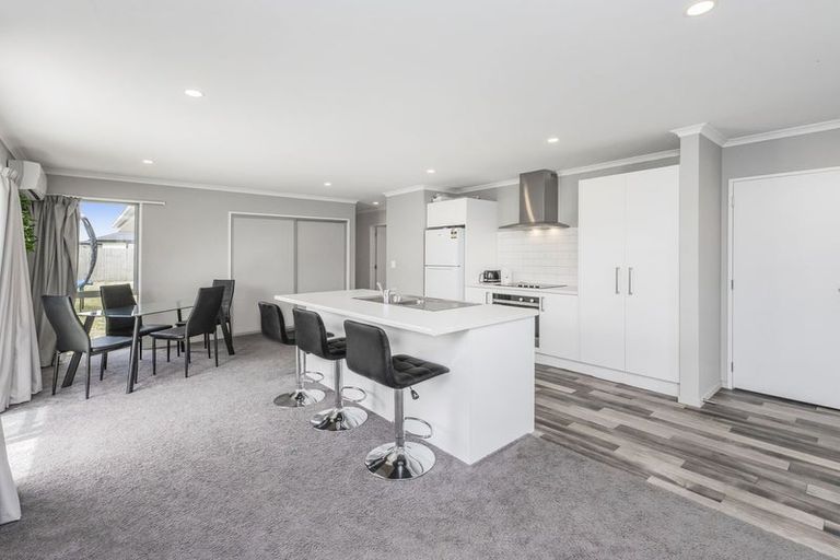 Photo of property in 52 Lucca Crescent, Rolleston, 7615