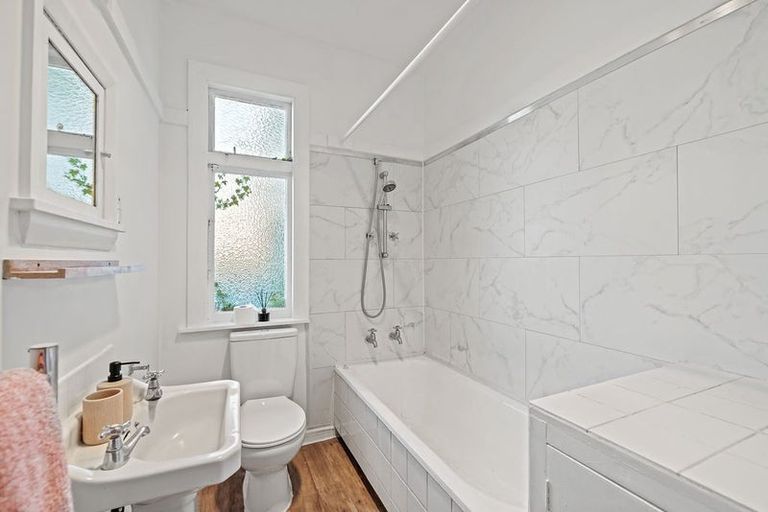 Photo of property in 186 Stapletons Road, Richmond, Christchurch, 8013