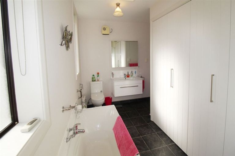 Photo of property in 1 Alde Street, Oamaru North, Oamaru, 9400