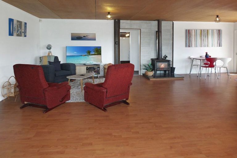 Photo of property in 42a Signal Street, Foxton Beach, Foxton, 4815