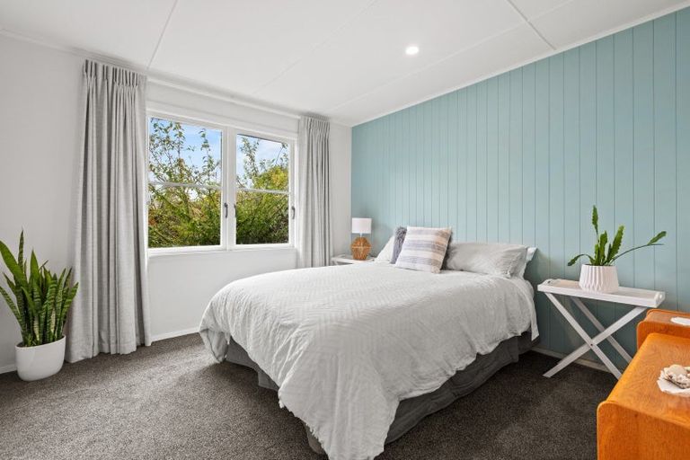 Photo of property in 5 Tainui Street, Raumati Beach, Paraparaumu, 5032