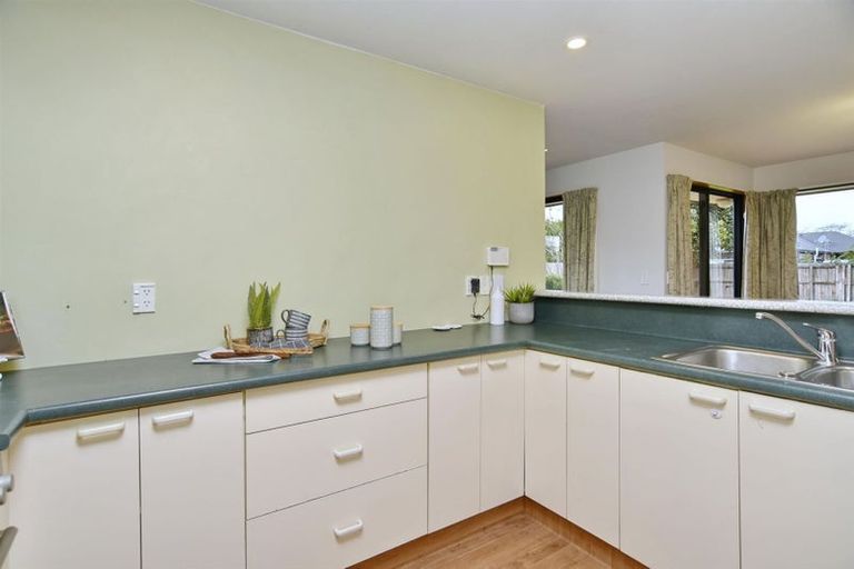 Photo of property in 11 Wendon Mews, Belfast, Christchurch, 8051