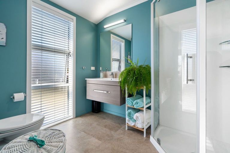 Photo of property in 2 Prendiville Lane, Greytown, 5712