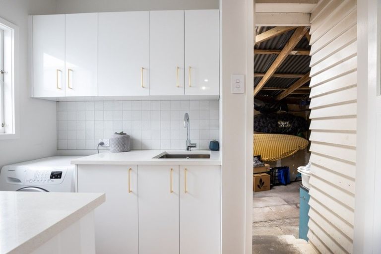 Photo of property in 315 Frankley Road, Ferndale, New Plymouth, 4310